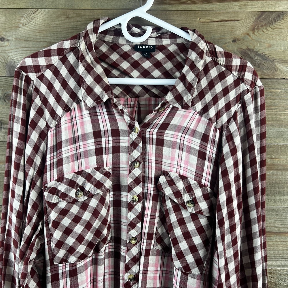Torrid Womens Shirt Lizzie Rayon Twill Button Up Long Sleeve Plaid‎ Preppy 3X - Picture 2 of 8